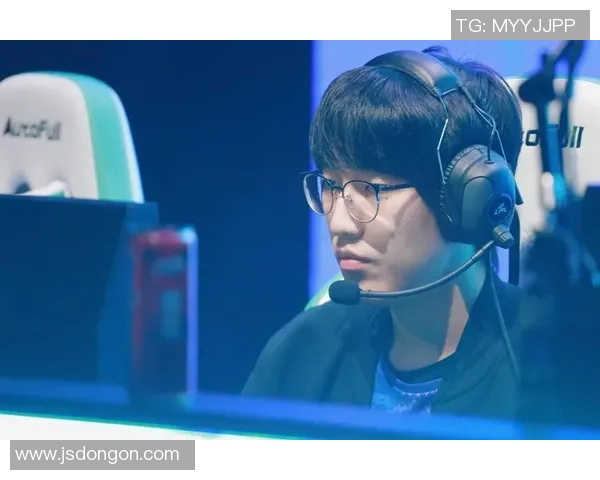 DOTA2热议：LNG团队协作引发的争议与反思分析